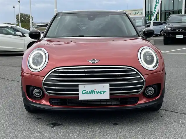 ＭＩＮＩ ＢＭＷ ミニ クラブマン クーパーD 奈良県 2022(令4)年 2.3万km 赤 ワンオーナー　/前後ドライブレコーダー　［ＺＤＲ－０３５］　/純正ナビ純正シート　［ハーフレザー］　/純正１７ＡＷ　/純正ミラー型ＥＴＣ　/バックモニター　/パーキングアシスト　/ＬＥＤヘッドライト　/スペアキー/アイドリングストップ