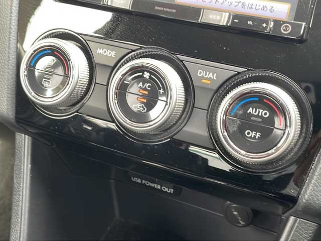 スバル インプレッサ ＸＶ ハイブリッド 2．0i－L アイサイト 長野県 2015(平27)年 7.8万km クリスタルホワイトP ４WD/純正メモリナビ /バックカメラ/ETC/純正17インチアルミ/クルーズコントロール/ルーフレール/レーンキープ/保証書・取説/スペアキー