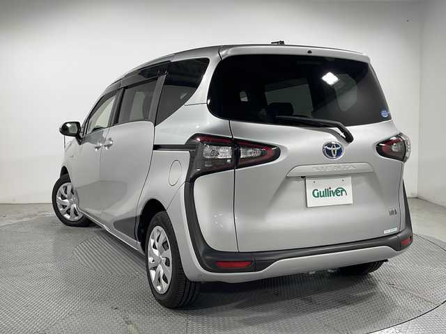 トヨタ シエンタ ハイブリッド G 広島県 2018(平30)年 4.1万km シルバーM アルパインナビ/・フルセグTV/・Bluetooth/・CD/DVD/バックカメラ/両側電動スライドドア/レーンキープアシスト/オートマチックハイビーム/LEDヘッドライト/ETC/ドラレコ