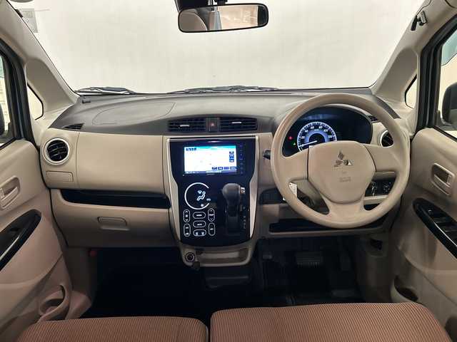 三菱 ｅＫワゴン M e－アシスト 熊本県 2017(平29)年 6.6万km ウィーターブルーM 衝突軽減システム　ＫＥＮＷＯＯＤナビ　ＣＤ　ＤＶＤ　Ｂｌｕｅｔｏｏｔｈ　ワンセグＴＶ　ＵＳＢ　運転席シートヒーター　社外フロアマット　ハロゲンヘッドライト　取扱説明書　保証書　横滑り防止　Ｗエアバッグ　キーレス