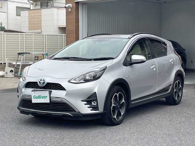 トヨタ アクア クロスオーバー 埼玉県 2017(平29)年 2.6万km シルバーマイカM