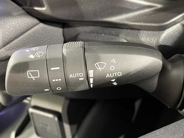 トヨタ ランドクルーザー ２５０ VX ファーストエディション 愛知県 2024(令6)年 0.9万km プラチナホワイトパールマイカ 純正12.3incディスプレイナビ　/(AM/FM/フルセグTV/Bluetooth/Miracast/HDMI/CarPlay)/サンルーフ　/パノラマミックビューモニター　/トヨタセーフティセンス　/　　-プリクラッシュセーフティ/　　-レーンアシスト/　　-レーダークルーズコントロール/　　-オートマチックハイビーム/　　-ロードサインアシスト/　　-発進遅れ告知機能/ビルトインＥＴＣ２．０　/茶レザーシート　/シートヒーター/ベンチレーション/電動パワーシート　/デジタルインナーミラー/ブラインドスポットモニター（BSM)/ステアリングヒーター/LEDヘッドライト/クリアランスソナー/純正フロアマット/プッシュスタート/　　　-スマートキー