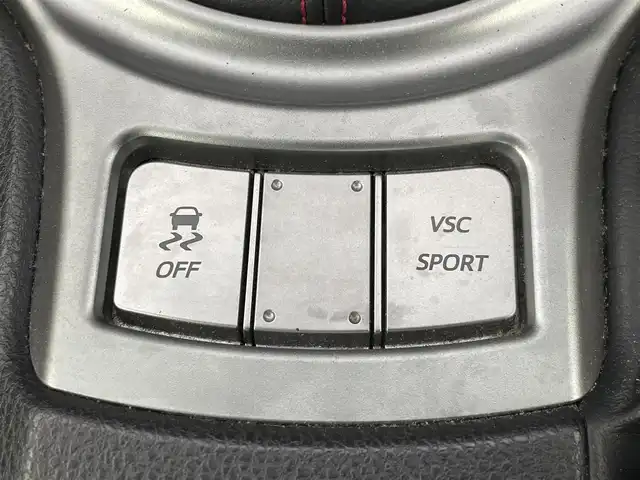 スバル ＢＲＺ S 群馬県 2012(平24)年 5.1万km ライトニングレッド HDDナビ/（CD/DVD/HDD/Bluetooth/AM/FM）/バックカメラ/HIDヘッドライト/オートライト/純正17インチアルミホイール/プッシュスタート/スマートキー/社外17インチAWスタッドレスタイヤ積込/社外エアクリーナー/柿本マフラー/W/サイド/カーテンエアバッグ