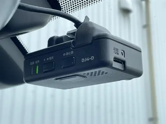 日産 エクストレイル 20Xi 佐賀県 2020(令2)年 4.9万km ダイヤモンドブラック 純正10インチSDナビゲーション/・フルセグTV/CD/DVD/SD/Bluetooth/アラウンドビューモニター/前方ドライブレコーダー/ビルトインETC/リモコンオートバックドア/純正リモコンエンジンスターター/ミラーヒーター/デジタルインナーミラー/電子パーキングブレーキ/・AUTO HOLD機能/赤レザー調シートカバー/全席シートヒーター/革巻きステアリング/ステアリングリモコン/純正18インチアルミホイール/純正LEDヘッドライト/社外LED球フォグランプ/純正フロアマット/純正ドアバイザ―/新車保証書/取扱説明書/スペアキー１本/プロパイロット/・インテリジェントクルーズコントロール/・エマージェンシーブレーキ/・前後クリアランスソナー/・クロストラフィック/・車線逸脱警報/・ブラインドスポットインフォメーション