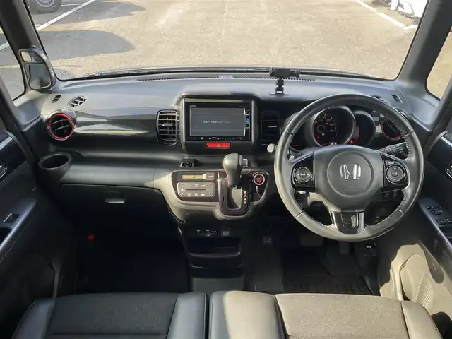 ホンダ Ｎ ＢＯＸ 2トーン カスタム G ターボLパッケージ 長崎県 2016(平28)年 8.8万km パープルⅡ 純正メモリーナビ/CD/DVD/BT/バックカメラ/両側パワースライドドア/ステアリングスイッチ/クルーズコントロール/CTBA/パドルシフト/ハーフレザーシート/LEDヘッドライト/オートライト/ドライブレコーダー/ビルトインETC