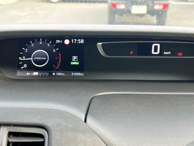 日産 セレナ ハイウェイスターVセレクションⅡ 鹿児島県 2019(令1)年 5.2万km ブリリアントホワイトパール 全周囲カメラ/ビルトインＥＴＣ/フルセグＴＶ/純正ナビ/両側電動スライドドア/純正ドライブレコーダー/純正16インチアルミホイール/スマートキー/プッシュスタート/リアオートエアコン/前後コーナーセンサー/クルーズコントロール/本革巻きステアリング/衝突被害軽減システム/Bluetooth接続/USB入力端子/オートライト/LEDヘッドライト/カーテンエアバッグ