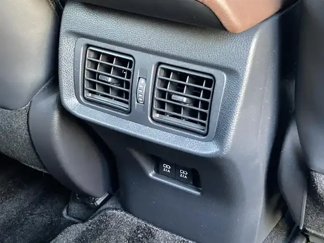 トヨタ ハリアー Z 静岡県 2021(令3)年 2.5万km プレシャスブラックパール Toyota Safety Sense/純正12.3インチナビ/　AM FM Bluetooth USB AUX AppleCarPlay AndroidAuto/フルセグTV/バックモニター/録画機能付きデジタルインナーミラー/レーダークルーズコントロール/LEDオートヘッドランプ/ハーフレザーシート/パワーバックドア/純正19インチアルミホイール/前後方クリアランスソナー/スマートキー2本/JBLプレミアムサウンド/ビルトインETC2.0/パワーシート(運転席)