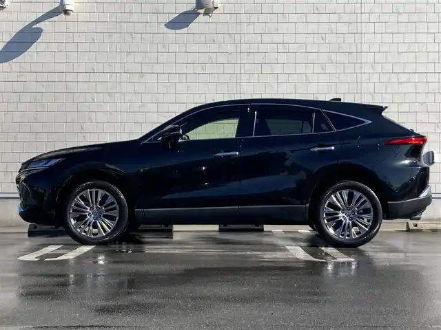 トヨタ ハリアー Z 静岡県 2021(令3)年 2.5万km プレシャスブラックパール Toyota Safety Sense/純正12.3インチナビ/　AM FM Bluetooth USB AUX AppleCarPlay AndroidAuto/フルセグTV/バックモニター/録画機能付きデジタルインナーミラー/レーダークルーズコントロール/LEDオートヘッドランプ/ハーフレザーシート/パワーバックドア/純正19インチアルミホイール/前後方クリアランスソナー/スマートキー2本/JBLプレミアムサウンド/ビルトインETC2.0/パワーシート(運転席)