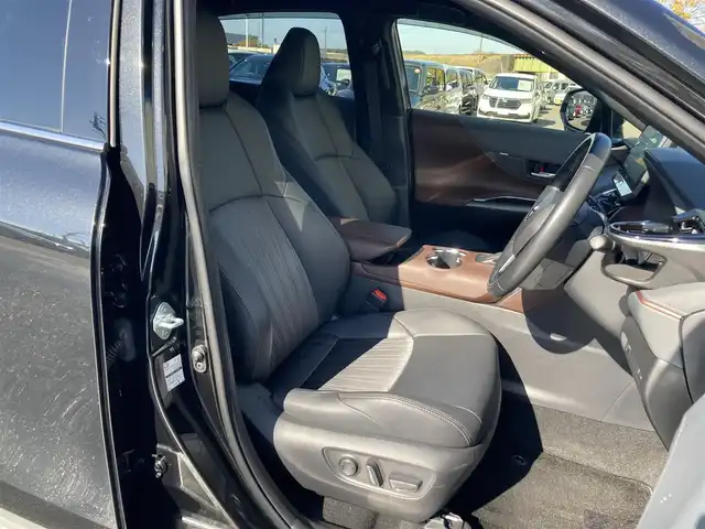 トヨタ ハリアー Z 静岡県 2021(令3)年 2.5万km プレシャスブラックパール Toyota Safety Sense/純正12.3インチナビ/　AM FM Bluetooth USB AUX AppleCarPlay AndroidAuto/フルセグTV/バックモニター/録画機能付きデジタルインナーミラー/レーダークルーズコントロール/LEDオートヘッドランプ/ハーフレザーシート/パワーバックドア/純正19インチアルミホイール/前後方クリアランスソナー/スマートキー2本/JBLプレミアムサウンド/ビルトインETC2.0/パワーシート(運転席)