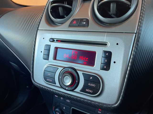 アルファロメオ ミト クアドリフォリオ ヴェルデ LTD 愛知県 2012(平24)年 12万km 赤 50台限定車/6MT/純正オーディオ/CD/FM/AM/ETC/キセノンヘッドライト/オートライト/純正18インチAW