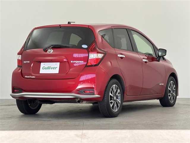 日産 ノート e－パワー X モード・プレミア 千葉県 2017(平29)年 4.5万km ガーネットレッド 純正ナビ/ETC/後カメラ/LED/スペアキー/Bluetooth/CD/フルセグTV/スマートキー/プッシュスタート/純正フロアマット/社外アルミホイール/ABS/横滑り防止装置/オートライト/エアバックW/衝突被害軽減システム/盗難防止装置