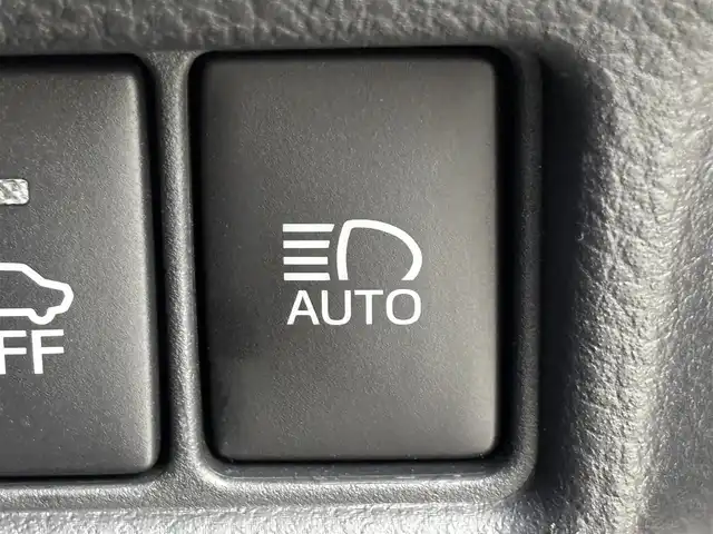 トヨタ Ｃ－ＨＲ G モード ネロ 福岡県 2019(平31)年 4.6万km ブラック/ホワイトパールクリスタルシャイン 2トーン ワンオーナー　/純正９型ナビ　/バックカメラ　/ビルトインＥＴＣ　/レーダークルコン　/コーナーセンサー　/衝突被害軽減ブレーキ　/レーンキープ　/ＢＳＭ　/ハーフレザー　/寒冷地仕様　/シートヒーター　/純正１８インチＡＷ　/Bi-BeanLEDヘッドランプ