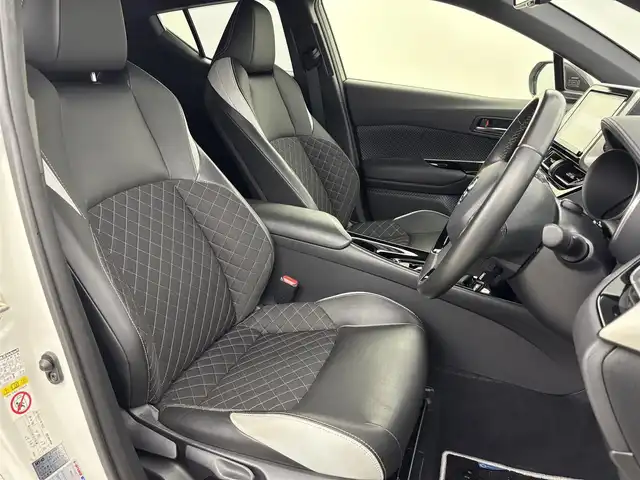 トヨタ Ｃ－ＨＲ G モード ネロ 福岡県 2019(平31)年 4.6万km ブラック/ホワイトパールクリスタルシャイン 2トーン ワンオーナー　/純正９型ナビ　/バックカメラ　/ビルトインＥＴＣ　/レーダークルコン　/コーナーセンサー　/衝突被害軽減ブレーキ　/レーンキープ　/ＢＳＭ　/ハーフレザー　/寒冷地仕様　/シートヒーター　/純正１８インチＡＷ　/Bi-BeanLEDヘッドランプ