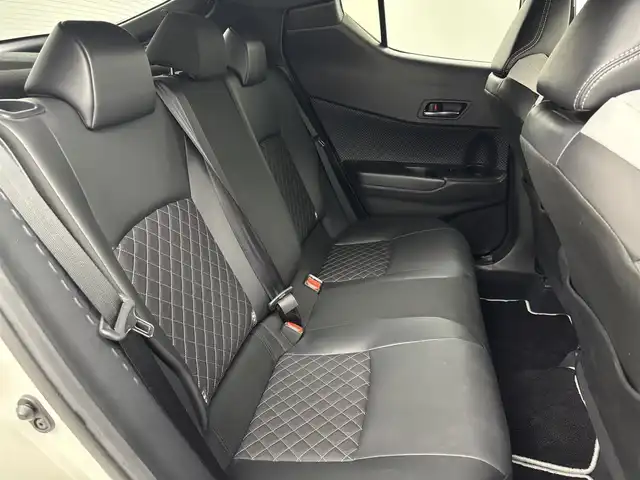 トヨタ Ｃ－ＨＲ G モード ネロ 福岡県 2019(平31)年 4.6万km ブラック/ホワイトパールクリスタルシャイン 2トーン ワンオーナー　/純正９型ナビ　/バックカメラ　/ビルトインＥＴＣ　/レーダークルコン　/コーナーセンサー　/衝突被害軽減ブレーキ　/レーンキープ　/ＢＳＭ　/ハーフレザー　/寒冷地仕様　/シートヒーター　/純正１８インチＡＷ　/Bi-BeanLEDヘッドランプ