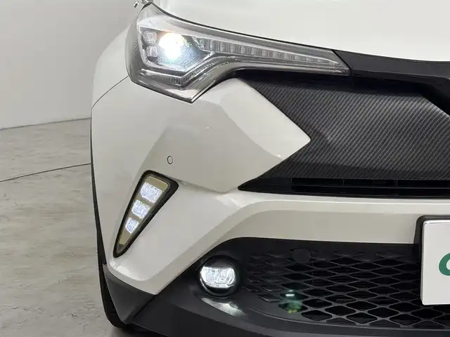 トヨタ Ｃ－ＨＲ G モード ネロ 福岡県 2019(平31)年 4.6万km ブラック/ホワイトパールクリスタルシャイン 2トーン ワンオーナー　/純正９型ナビ　/バックカメラ　/ビルトインＥＴＣ　/レーダークルコン　/コーナーセンサー　/衝突被害軽減ブレーキ　/レーンキープ　/ＢＳＭ　/ハーフレザー　/寒冷地仕様　/シートヒーター　/純正１８インチＡＷ　/Bi-BeanLEDヘッドランプ