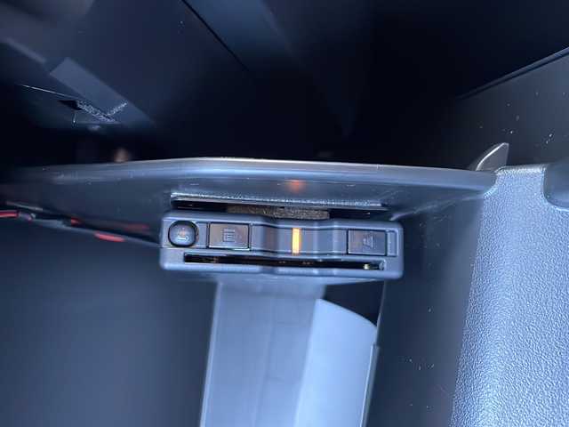 マツダ ＣＸ－５ XD スマートエディション 静岡県 2023(令5)年 1.8万km マシーングレープレミアムM 純正ナビ/・FM/AM/・Bluetooth/・USB/・スマートフォン連携/・フルセグTV/主要装備/・３６０°ビューモニター/・レーダークルコン/・ブラインドスポットモニタリング/・ヘッドアップディスプレイ/・クリアランスソナー/・アダプティブＬＥＤヘッドライト/・アイドリングストップ/・ドライブレコーダー/・車線逸脱警告/・MTモード付AT/・オートホールド