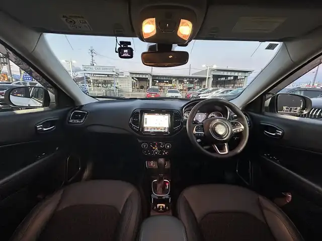 クライスラー・ジープ ジープ コンパス