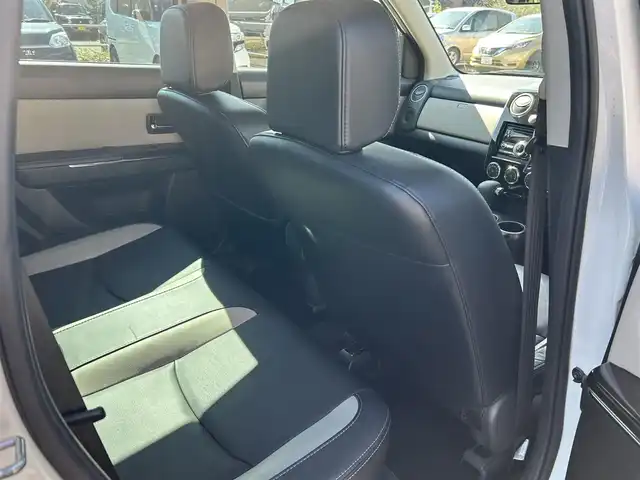 マツダ ベリーサ L 道央・札幌 2012(平24)年 6.7万km クリスタルホワイトパールマイカ 4WD/社外CD/AUX/レザーシート/ETC/HID/フロントフォグ/キーフリシステム/電格ミラー/オートライト