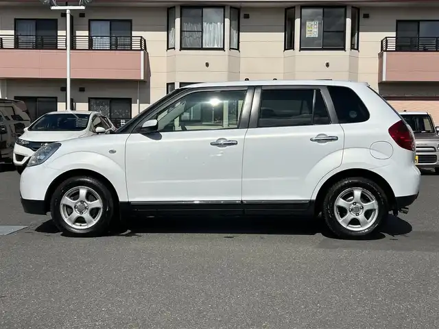 マツダ ベリーサ L 道央・札幌 2012(平24)年 6.7万km クリスタルホワイトパールマイカ 4WD/社外CD/AUX/レザーシート/ETC/HID/フロントフォグ/キーフリシステム/電格ミラー/オートライト
