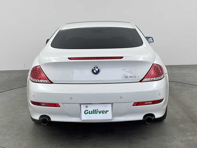ＢＭＷ ６３０ｉ 兵庫県 2008(平20)年 12.2万km パール ・純正HDDナビ/・CD/DVD再生/・AUX接続/・サンルーフ/・シートヒーター（運転席＋助手席）/・メモリーパワーシート（運転席＋助手席）/・レザーシート/・クルーズコントロール/・ETC/・純正アルミホイール/・ABS/・前後コーナーセンサー/・盗難防止装置/・オートライト/・オートマチックハイビーム/・HIDヘッドライト/・Wエアバック