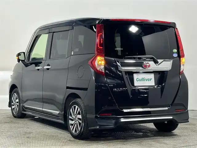トヨタ ルーミー カスタムG S 大阪府 2018(平30)年 2.8万km ブラックマイカメタリック 社外ＳＤナビ　衝突軽減　Ｂカメラ　両側パワスラ　クルーズコントロール　スペアキー　ＬＥＤオートライト　ドライブレコーダー　フォグランプ　電動ミラー　スマートキー　純正フロアマット　純正アルミホイール