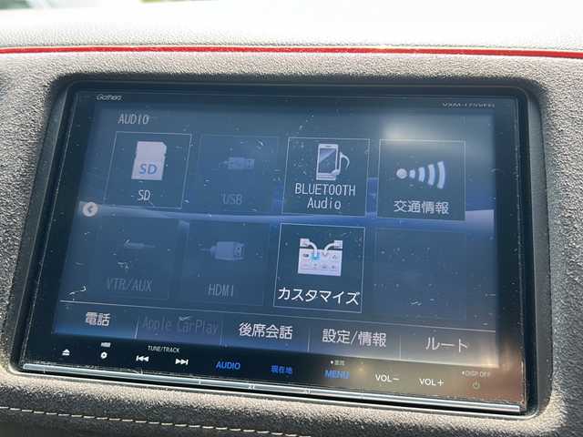 ホンダ ヴェゼル ハイブリッド RS ホンダセンシング 大阪府 2017(平29)年 4.5万km プレミアムクリスタルレッドM ホンダセンシング　ギャザーズ8型ナビ　バックカメラ  CD DVD BT HDMI SD フルセグTV パドルシフト　レーダークルコン  電動パーキング　ハーフレザーシート  前席シートヒーター  オートライト　ETC ウィンカーミラー