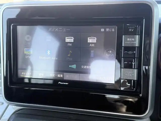 スズキ スペーシア HYBRID X 道央・札幌 2019(令1)年 3.8万km ブリスクブルーM ４WD/ワンオーナー/社外メモリーナビ/CD/DVD/BT/フルセグ/デュアルセンサーブレーキサポート/横滑り防止装置/レーンキープアシスト/リヤパーキングセンサー/全方位カメラ/ビルトインETC/アイドリングストップ/両側パワースライドドア/前席シートヒーター/ステアリングリモコン/プッシュスタート/スマートキー/ハロゲンヘッドライト/オートライト/オートハイビーム/電動格納ミラー/純正フロアマット/スペアキー/社外AW付冬タイヤ積込/155/65/R14/2023年/山8mm