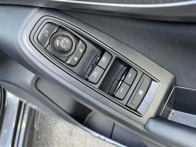 スバル インプレッサ スポーツ 1．6i－S アイサイト アクセントBLK 山口県 2023(令5)年 2.4万km マグネタイトグレーメタリック ワンオーナー/純正ナビ/DVD/CD/SD/HDMI/BT/USB/フルセグTV/フロント/サイド/バックカメラ/純正LEDヘッドライト/純正フォグランプ/オートライト/革巻きステアリング/ステアリングスイッチ/パドルシフト/クルーズコントロール/アイサイト/LKA/BSM/横滑り防止/オートパーキングホールド/アイドリングストップ/スマートキー×２/ドライブレコーダー/純正フロアマット/純正ドアバイザー/ETC/電動格納ウインカードアミラー