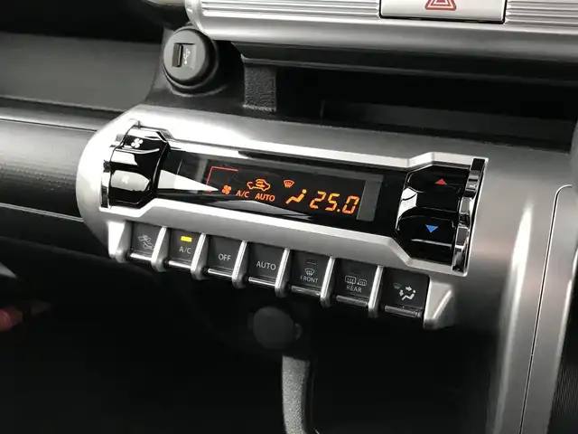 スズキ クロスビー HYBRID MZ 鳥取県 2024(令6)年 0.7万km タフカーキパールメタリック/ホワイト2トーン ターボ車/純正8インチナビ/フルセグ/CD/DVD/BT/USB/全方位カメラ/スズキセーフティサポート/レーンキープアシスト/レーダークルーズコントロール/コーナーセンサー/前席シートヒーター/パドルシフト/LEDヘットライト/フォグライト/純正16インチアルミホイール/プッシュエンジンスタート/アイドリングストップ/スマートキー/フロアマット/ドアバイザー