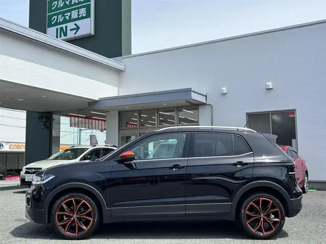 フォルクスワーゲン ＶＷ Ｔ－クロス TSI 1stプラス 熊本県 2021(令3)年 3.1万km ディープブラックパールエフェクト ディスプレイオーディオナビ機能付き/【フルセグTV/BT】/【AppleCarPlay/Androidauto/MirrorLink】/バックカメラ/アダプティブクルーズコントロール/ルーフレール/フロントアシスト/レーンアシスト/ブラインドスポットシステム/パークアシスト/リアトラフィックアラート/パークディスタンスコントロール/純正17インチAW/置くだけ充電/パドルシフト/ステアリングスイッチ/ビルトインETC/LEDオートライト