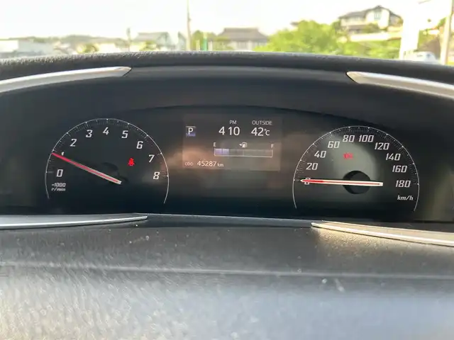 トヨタ シエンタ G 岡山県 2016(平28)年 4.6万km ヴィンテージブラウンパールクリスタルシャイン 純正ＳＤナビ　NSZT-W66T/フルセグTV、CD、DVD、Bluetooth、AM、FM/バックカメラ/ビルトインＥＴＣ/両側パワースライドドア/純正フロアマット/アイドリングストップ/シートヒーター【Ｄ席＋Ｎ席】/プッシュスタート/アイドリングストップ/３列シート/ウォークスルー/レーンキープアシスト/Wエアバック/衝突被害軽減システム