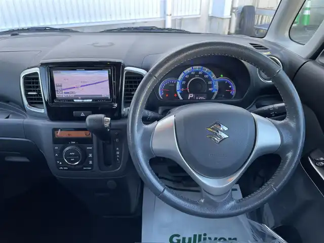 スズキ スペーシア カスタム XS 石川県 2014(平26)年 6.2万km 赤 社外メモリーナビ/社外CD/DVD/フルセグTV/HIDヘッドライト/片側パワースライドドア/スマートキー/プッシュスタート/電動ミラー/ドライブレコーダー/ETC