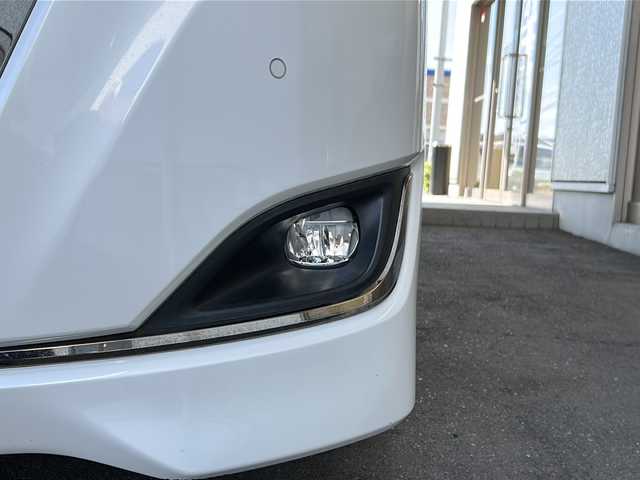 トヨタ エスクァイア Gi プレミアムパッケージ 岐阜県 2019(令1)年 6.3万km ホワイトパールクリスタルシャイン /カロッツェリアナビ//フルセグＴＶ//トヨタセーフティセンス/(プリクラッシュセーフティ)/(レーンディパーチャーアラート)/(オートマチックハイビーム)/(先行車発進告知機能)//クルーズコントロール//クリアランスソナー//前席シートヒーター//両側パワースライドドア//前後ドライブレコーダー//バックカメラ//ビルトインＥＴＣ//スペアキー//純正15インチAW//純正ドアバイザー