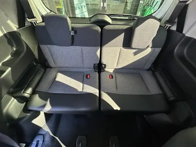 ホンダ フリード ハイブリット e:HEV AIR EX 愛媛県 2025(令7)年 0.1千km プラチナホワイトパール 純正ナビ（Bluetooth/フルセグTV）/アダプティブクルーズコントロール/バックカメラ/AppleCarPlay/AndroidAuto/3列シート/ウォークスルー/両側パワースライドドア/純正15インチアルミホイール/ホンダセンシング/ブラインドスポットモニター/ステアリングリモコン/前後コーナーセンサー/LEDヘッドライト/スマートキー