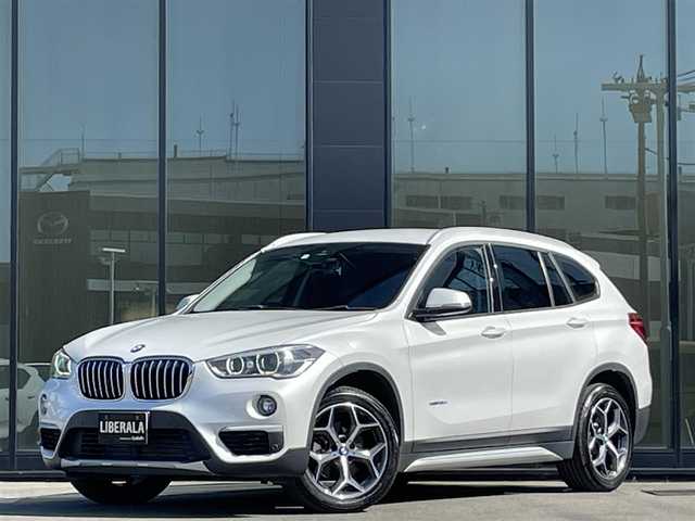 ＢＭＷ Ｘ１ xDrive 18d xライン 石川県 2018(平30)年 6.8万km ミネラルホワイト ハイラインパッケージ/コンフォートアクセス/インテリジェントセーフティ/黒革シート/電動メモリシート/シートヒーター/ヘッドアップディスプレイ/インナーミラー型ETC/純正ナビ/Bluetooth/前後ドライブレコーダー/アダプティブクルーズコントロール/バックカメラ/前後クリアランスソナー/車線逸脱警告/電動リアゲート/パーキングアシスト/アイドリングストップ/ダウンヒルアシストコントロール/LEDヘッドライト/オートライト/スマートキー/プッシュスタート