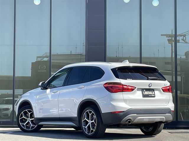 ＢＭＷ Ｘ１ xDrive 18d xライン 石川県 2018(平30)年 6.8万km ミネラルホワイト ハイラインパッケージ/コンフォートアクセス/インテリジェントセーフティ/黒革シート/電動メモリシート/シートヒーター/ヘッドアップディスプレイ/インナーミラー型ETC/純正ナビ/Bluetooth/前後ドライブレコーダー/アダプティブクルーズコントロール/バックカメラ/前後クリアランスソナー/車線逸脱警告/電動リアゲート/パーキングアシスト/アイドリングストップ/ダウンヒルアシストコントロール/LEDヘッドライト/オートライト/スマートキー/プッシュスタート