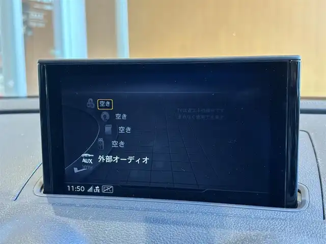 アウディ Ａ３ セダン 30TFSI スポーツ 宮城県 2020(令2)年 4.6万km グレイシアホワイトメタリック Sラインパッケージ/アシスタンスパッケージ/コンビニエンスパッケージ/ナビゲーションパッケージ/純正ナビ/（AM/FM/USB/CD/DVD/BT/ワンセグ）/レーダークルーズコントロール/バックカメラ/前後ドライブレコーダー/純正フロアマット/D席パワーシート/D+N席シートヒーター/純正18インチアルミホイール/スペアキー×１/保証書・取扱説明書