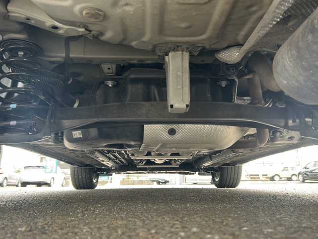 トヨタ カローラ クロス Z 岐阜県 2022(令4)年 2万km アティチュードブラックマイカ ワンオーナー/純正ディスプレイオーディオ/BTオーディオ/AM/FM/Miraast/ハーフレザーシート/ステアリングヒーター/シートヒーターD/N/レーダークルーズコントロール/ルーフレール/ビルトインETC/レーンディパーチャーアラート/プリクラッシュセーフティ/ブラインドスポットモニター/パワーバックドア/バックカメラ/アラウンドビューモニター/ステアリングスイッチ/純正フロアマット