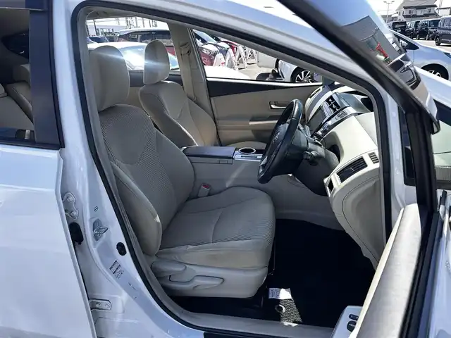 トヨタ プリウス α S ツーリングセレクション 宮城県 2014(平26)年 10.1万km スーパーホワイトⅡ 社外9型ナビ/【CD・DVD・SD・BT・USB・フルセグTV】/バックカメラ/純正17インチAW/純正エアロ/革巻きステアリング/ステアリングスイッチ/電動格納ミラー/ウィンカーミラー/オートライト/LEDヘッドライト/LEDフォグライト/スマートキー/ETC