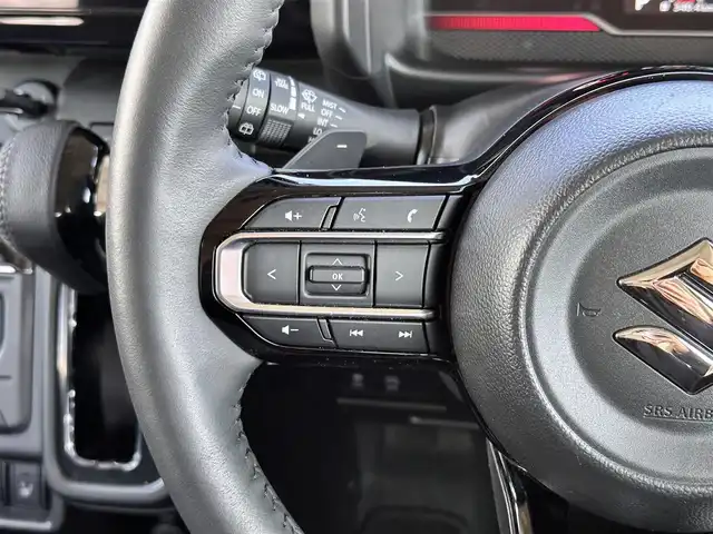 スズキ スペーシア カスタム HYBRID XS ターボ 宮城県 2024(令6)年 0.3万km ピュアホワイトパール/ブラック2トーン 全方位モニター付メモリーナビゲーション/・メモリーナビゲーション/・9インチディスプレイ/・地デジTV/・AM/FMラジオ/・スマートフォン連携/（AppleCarPlay/AndroidAuto）/・全方位モニター用カメラ/・USBソケット/＝＝＝/ワンオーナー/セーフティサポート/・デュアルセンサーブレーキサポート2/・誤発進抑制機能（前方/後方）/・低速時ブレーキサポート（前進/後退）/・車線逸脱警報機能/・車線逸脱抑制機能/・車線維持支援機能/・ふらつき警報機能/・発進お知らせ機能/・標識認識機能/・ハイビームアシスト/・アダプティブクルーズコントロール/ETC/前後ドライブレコーダー/両側パワースライドドア/ハーフレザーシート/シートヒーター/ステアリングヒーター/革巻きステアリング/パドルシフト/LEDヘッドランプ/フォグランプ/オートライト/スマートキー＆プッシュスタート/アイドリングストップ/純正15インチアルミホイール/ドアバイザー/フロアマット/W/サイド/カーテンエアバッグ