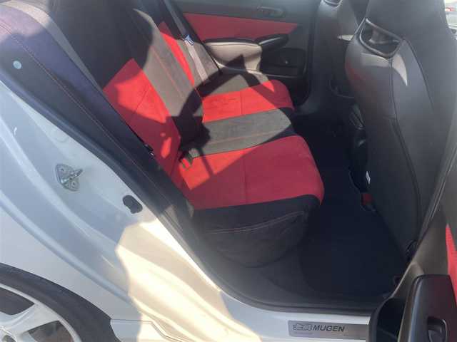 ホンダ シビック タイプR 神奈川県 2008(平20)年 7.9万km 白