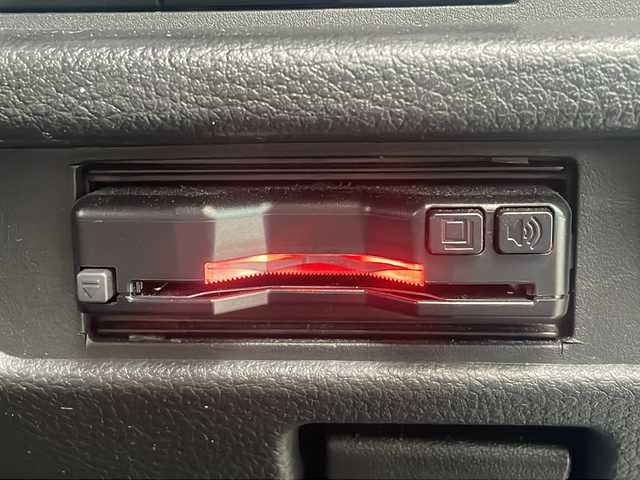 スズキ ハスラー HYBRID G 長野県 2022(令4)年 5万km クールカーキPM 社外メモリナビ：AVIC-RW812/(AM/FM/TV/BT/DVD)/社外アルミスタッドレスタイヤ車載/フルセグTV/Bluetooth/ETC/前席シートヒーター/後方コーナーセンサー/光軸レベライザー/ステアリングスイッチ/キセノンヘッドライト/オートエアコン/アダプティブハイビーム/ミラーヒーター/定速クルーズコントロール/オートエアコン/横滑り防止装置/衝突被害軽減装置/盗難防止装置/レーンキープアシスト/スマートキー/スペアキー/プッシュスタート/アイドリングストップ