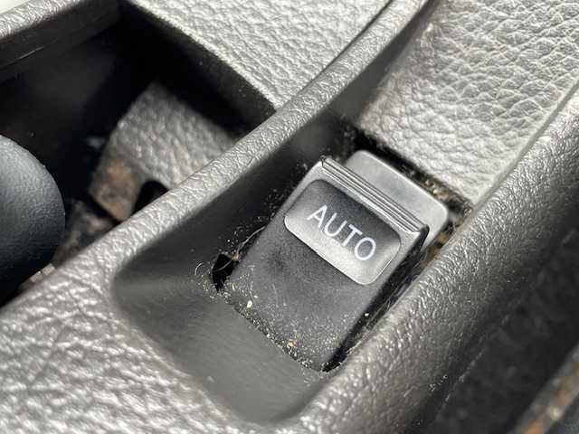 ダイハツ コペン ULTIMATE ED S 茨城県 2011(平23)年 8.3万km 黒 ＣＤ/ＵＳＢ/ＳＤチューナー　/-BT/AM/FM/バックカメラ　/ドライブレコーダー　/デジタルインナーミラー　/１５インチＢＢＳアルミホイール　/純正フロアマット　/D席N席シートヒーター　/レザーシート　/ＬＥＤヘッドライト/Wエアバッグ/パワーステアリング/パワーウィンドウ/MTモード付