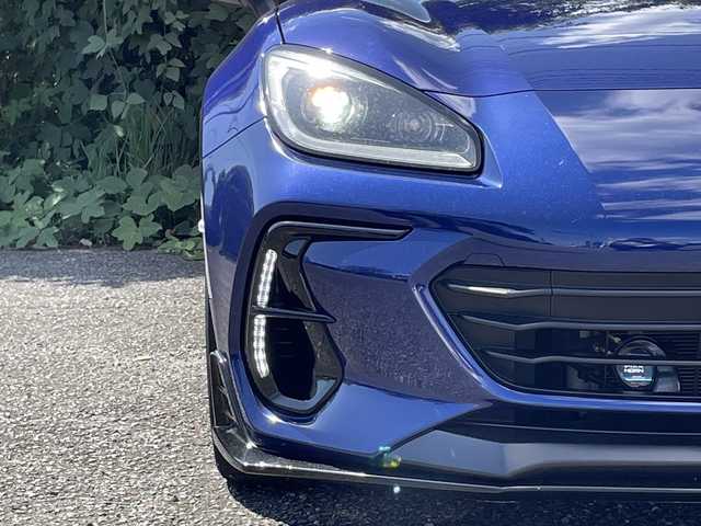 スバル ＢＲＺ S 大分県 2021(令3)年 5.3万km 紺 STiフルエアロ/STiダウンサス/ハーフレザーシート/純正メモリーナビ/バックカメラ/フルセグ/DVD/Bluetooth/シートヒーター/スマートキー/エンジンプッシュスタート/純正ドライブレコダー/ETC/アダプティブクルーズコントロール/レーンキープアシスト/純正LEDヘッドライト/オートライトコントロール/リアソナー/パドルシフト