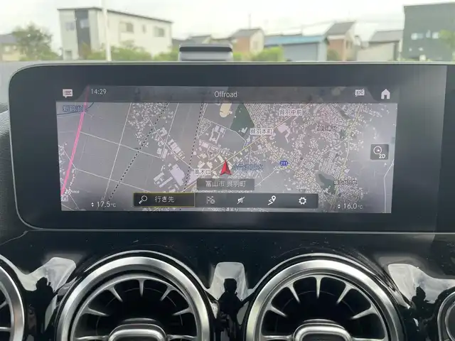メルセデス・ベンツ ＧＬＡ２００ｄ 4マチック 富山県 2020(令2)年 1.2万km 白 ワンオーナー/パノラミックスライディングルーフ/アラウンドビューモニター/レーダーセーフティパッケージ/レーンキープアシスト/オートマチックハイビーム/レーダークルーズコントロール/ブラインドスポットモニター/衝突軽減ブレーキ/メーカーナビ/フルセグＴＶ/Bluetooth/ビルトインETC/ハーフレザーシート/シートヒーター/パワーシート/LEDオートライト/コーナーセンサー
