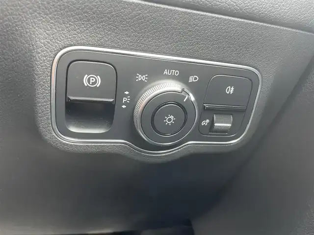 メルセデス・ベンツ ＧＬＡ２００ｄ 4マチック 富山県 2020(令2)年 1.2万km 白 ワンオーナー/パノラミックスライディングルーフ/アラウンドビューモニター/レーダーセーフティパッケージ/レーンキープアシスト/オートマチックハイビーム/レーダークルーズコントロール/ブラインドスポットモニター/衝突軽減ブレーキ/メーカーナビ/フルセグＴＶ/Bluetooth/ビルトインETC/ハーフレザーシート/シートヒーター/パワーシート/LEDオートライト/コーナーセンサー