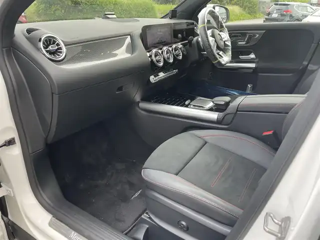 メルセデス・ベンツ ＧＬＡ２００ｄ 4マチック 富山県 2020(令2)年 1.2万km 白 ワンオーナー/パノラミックスライディングルーフ/アラウンドビューモニター/レーダーセーフティパッケージ/レーンキープアシスト/オートマチックハイビーム/レーダークルーズコントロール/ブラインドスポットモニター/衝突軽減ブレーキ/メーカーナビ/フルセグＴＶ/Bluetooth/ビルトインETC/ハーフレザーシート/シートヒーター/パワーシート/LEDオートライト/コーナーセンサー