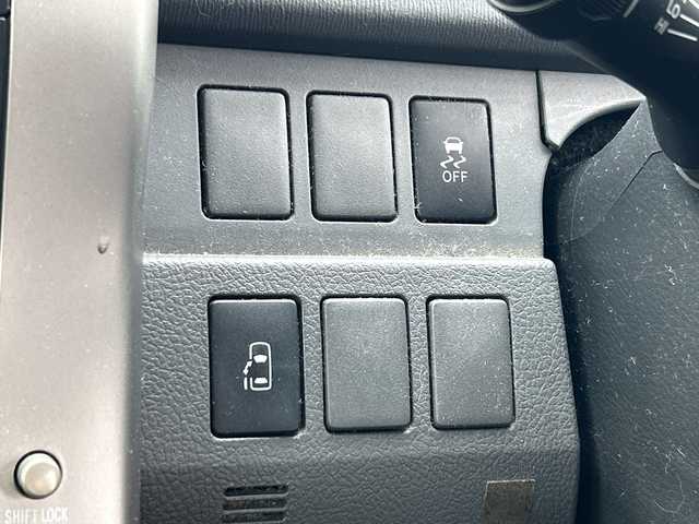 トヨタ ノア Si 千葉県 2008(平20)年 12.7万km ホワイトパールクリスタルシャイン ナビＮＨＺＴ－Ｗ５８　バックカメラ　フリップダウンモニター　電動スライドドア　ETC スマートキー プッシュスタート アドミレーションエアロ 16インチAW キセノンライト