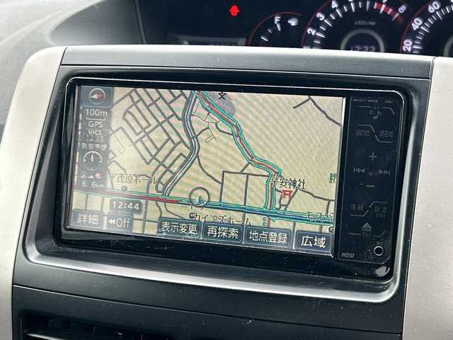 トヨタ ノア Si 千葉県 2008(平20)年 12.7万km ホワイトパールクリスタルシャイン ナビＮＨＺＴ－Ｗ５８　バックカメラ　フリップダウンモニター　電動スライドドア　ETC スマートキー プッシュスタート アドミレーションエアロ 16インチAW キセノンライト