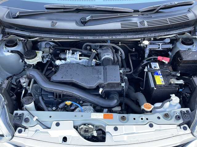 トヨタ パッソ X Lパッケージ S 山口県 2021(令3)年 3.9万km ブライトシルバーM ワンオーナー/社外SDナビ/・Bluetooth接続オーディオ/・フルセグテレビ/・USB接続/・DVD再生機能/・AM/FM/バックカメラ/ETC/ドライブレコーダー/スマートアシストIII/・衝突回避支援ブレーキ/・衝突警報機能/・誤発進抑制制御/・先行車発進お知らせ機能/・オートハイビーム/・車線逸脱警報機能/オートライト/ドアバイザー/スマートキー/プッシュスタート/アイドリングストップ/クリアランスソナー/電動格納ミラー/取扱説明書/保証書